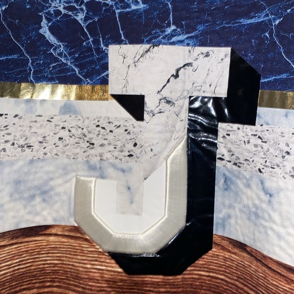 Jun.J Graphic Sweatshirt Size 50 Made in Korea - Picture 6 of 9